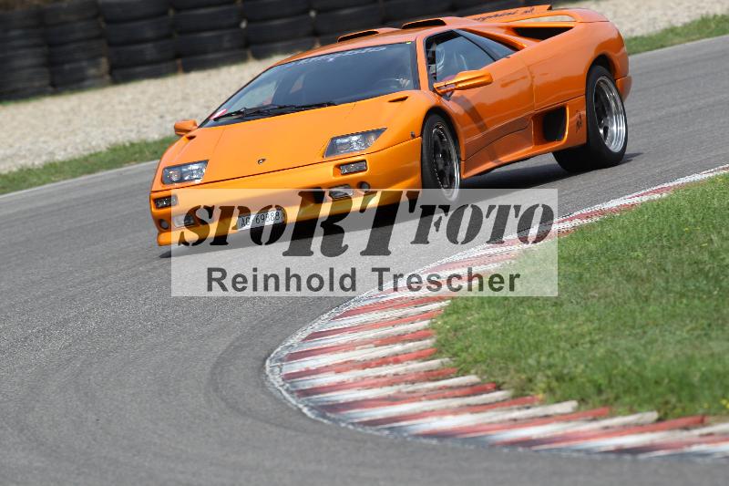 /Archiv-2022/58 30.08.2022 Caremotion  Auto Track Day ADR/Gruppe rot/1